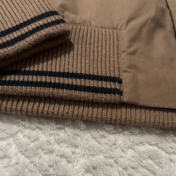 BNWOT Men's Tan Sweater Jacket by Banana Republic.. No Longer Sold in Stores - Picture 2 of 12